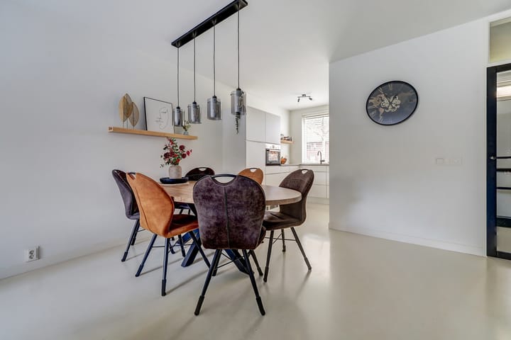 Photo 8 of Groen van Prinstererlaan 32