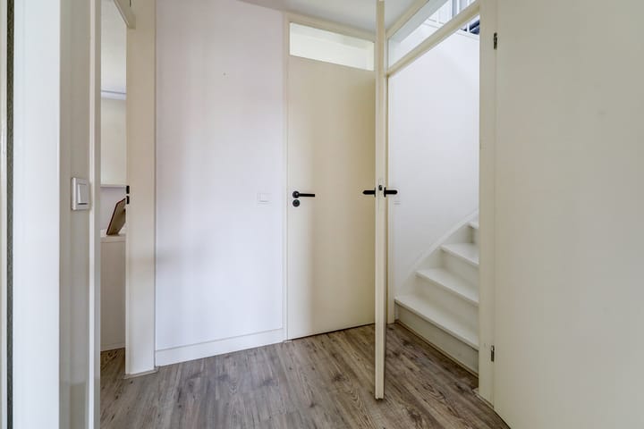 Photo 25 of Groen van Prinstererlaan 32