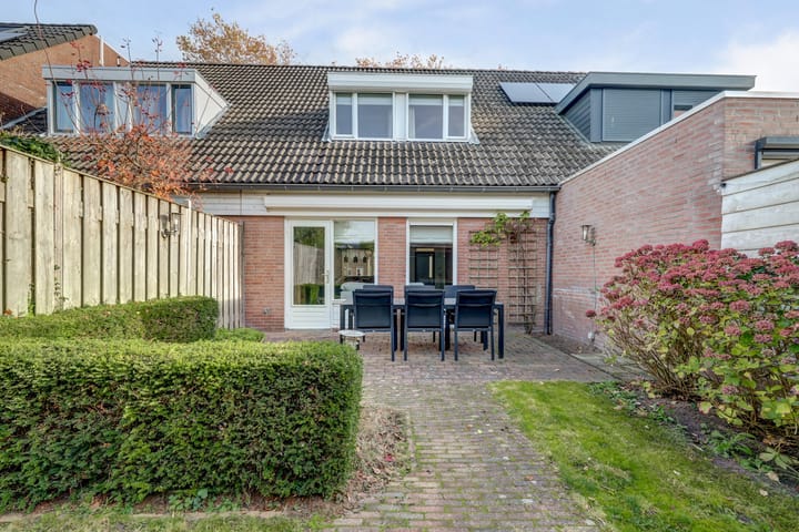 Photo 33 of Groen van Prinstererlaan 32