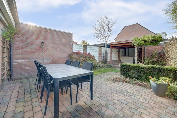 Photo 36 of Groen van Prinstererlaan 32