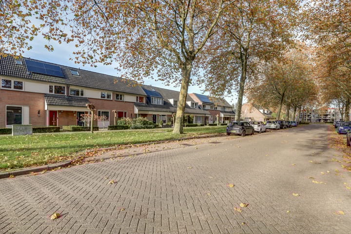 Photo 45 of Groen van Prinstererlaan 32