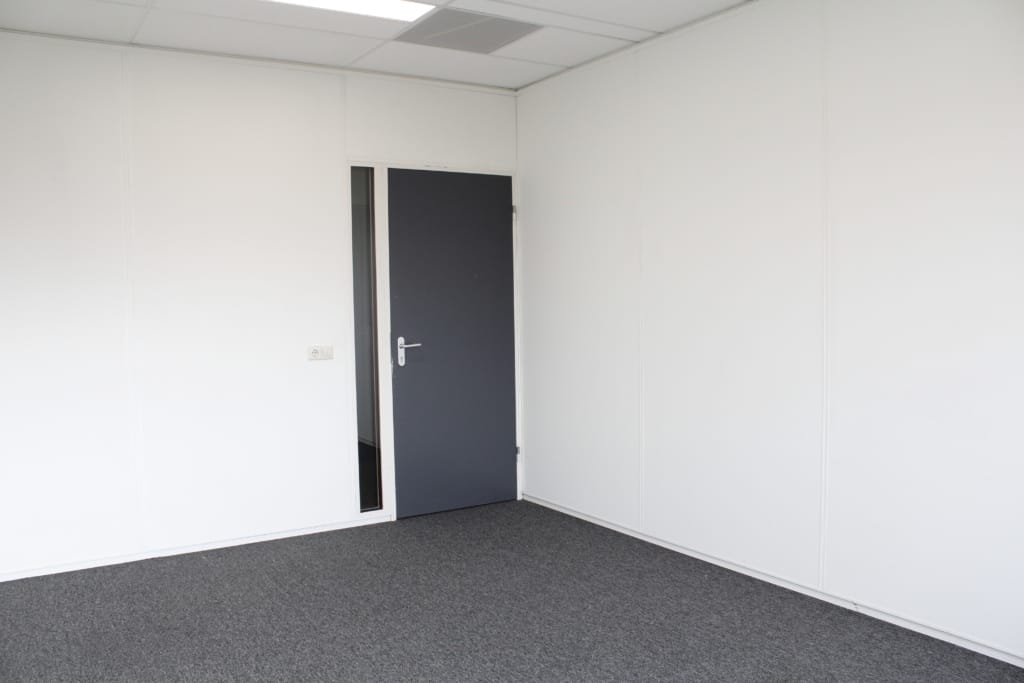 View photo 2 of Keulenstraat 10