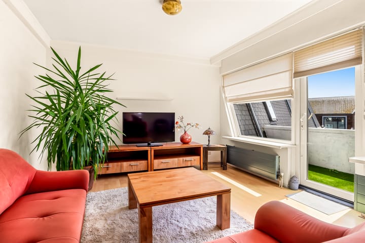 Foto 5 van Raadhuisplein 13