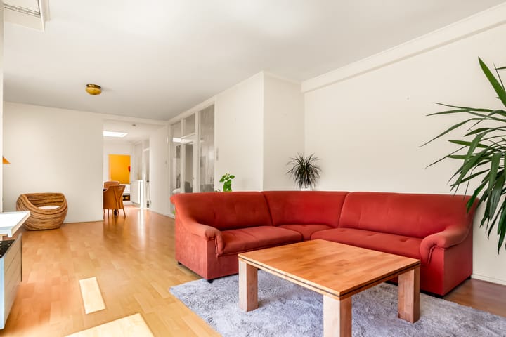 Foto 10 van Raadhuisplein 13