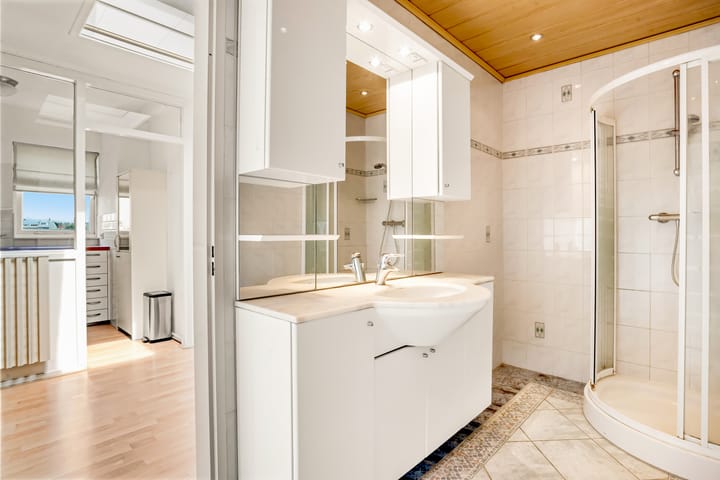 Foto 25 van Raadhuisplein 13