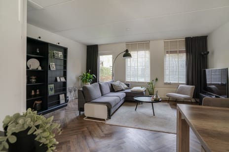 Gravekamp 67 secondary image