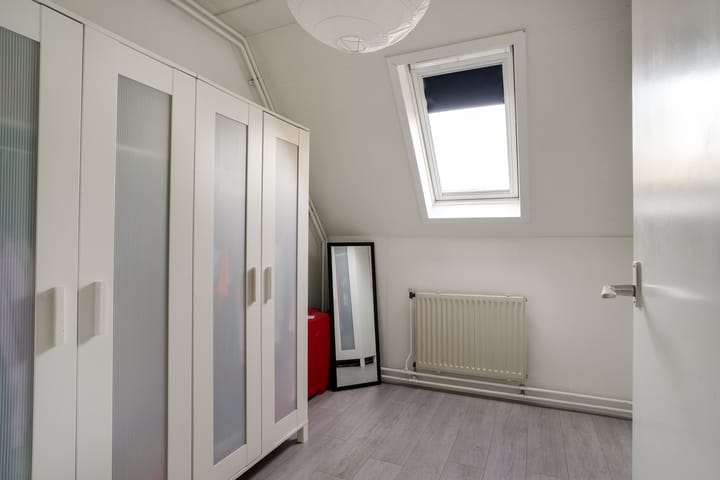 Photo 20 of Gravekamp 67