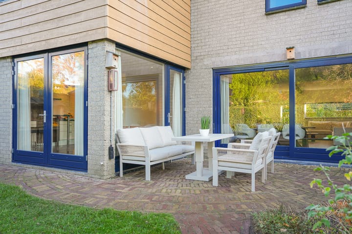 Photo 47 of Hanzestraat 3