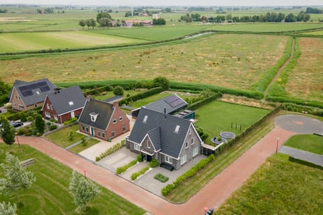 It Ferset 45 secondary image