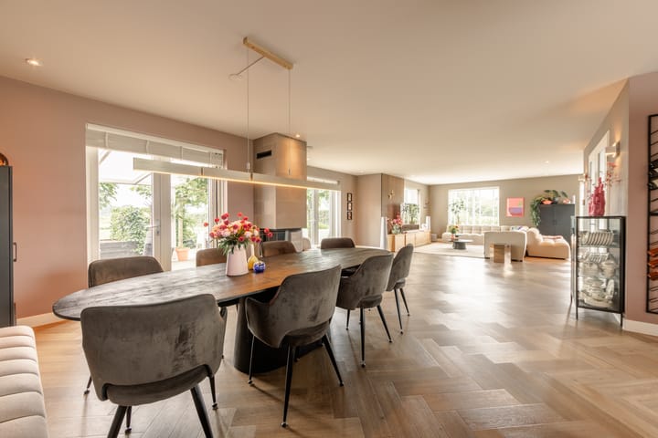 Photo 4 of It Ferset 45