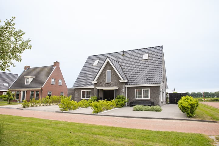 Photo 5 of It Ferset 45