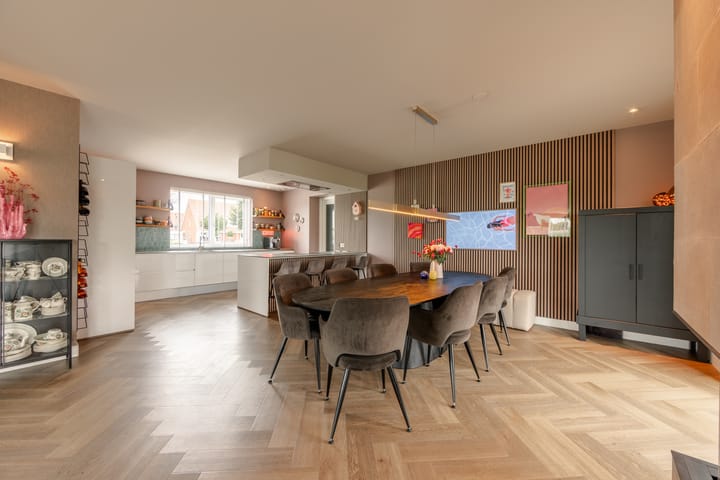 Photo 15 of It Ferset 45