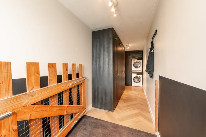 Photo 19 of It Ferset 45