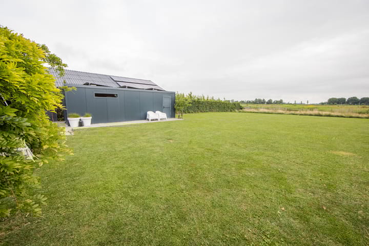 Photo 22 of It Ferset 45