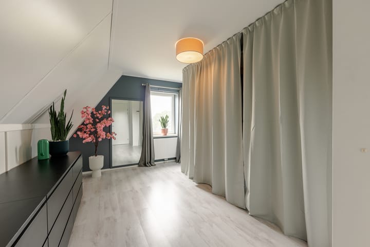 Photo 34 of It Ferset 45