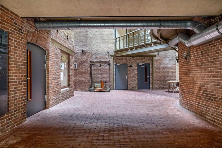 Photo 10 of Romkeslaan 25