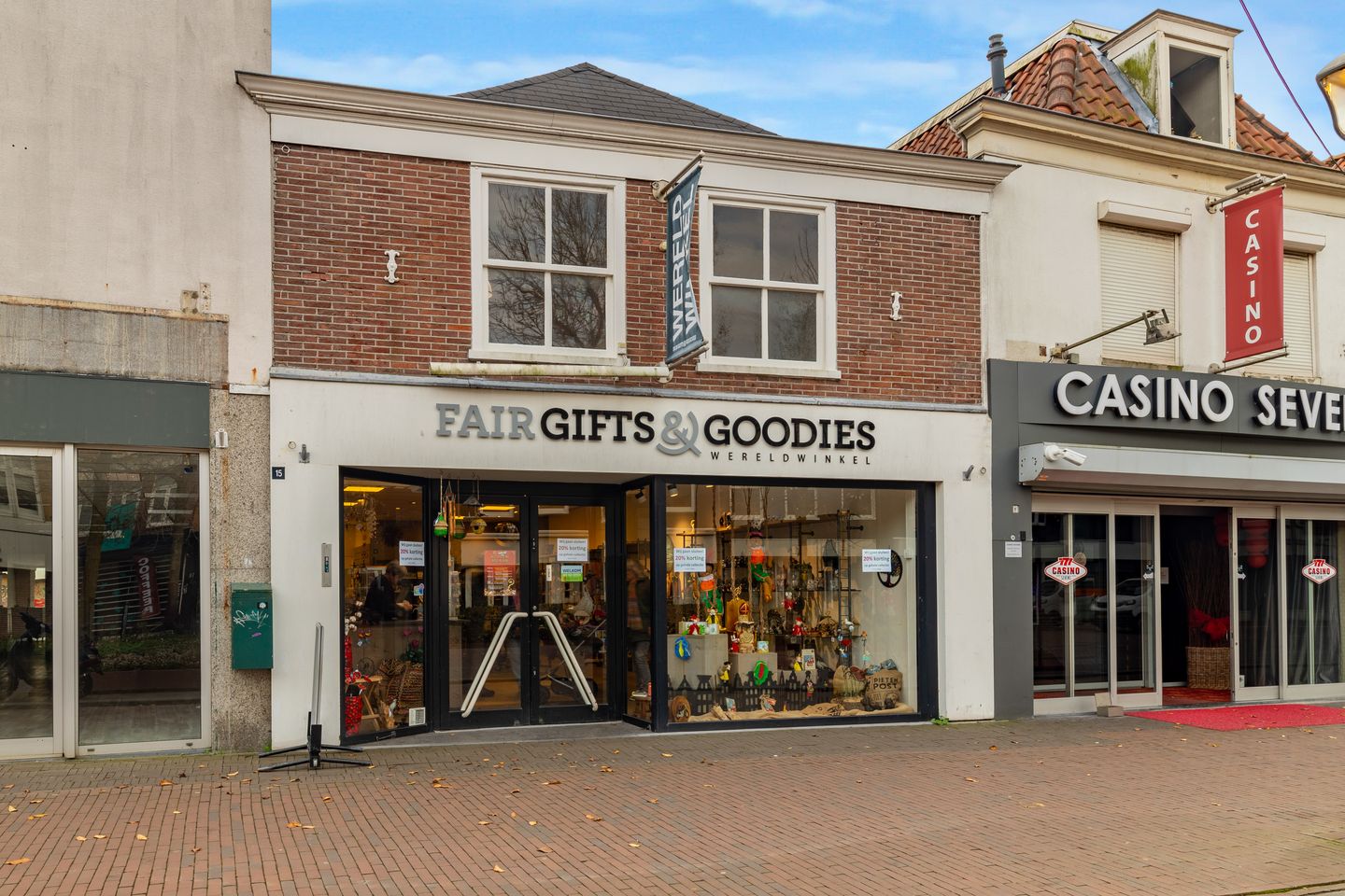 Bekijk foto 1 van Breestraat 15