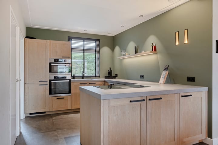 Photo 14 of Katsestraat 26