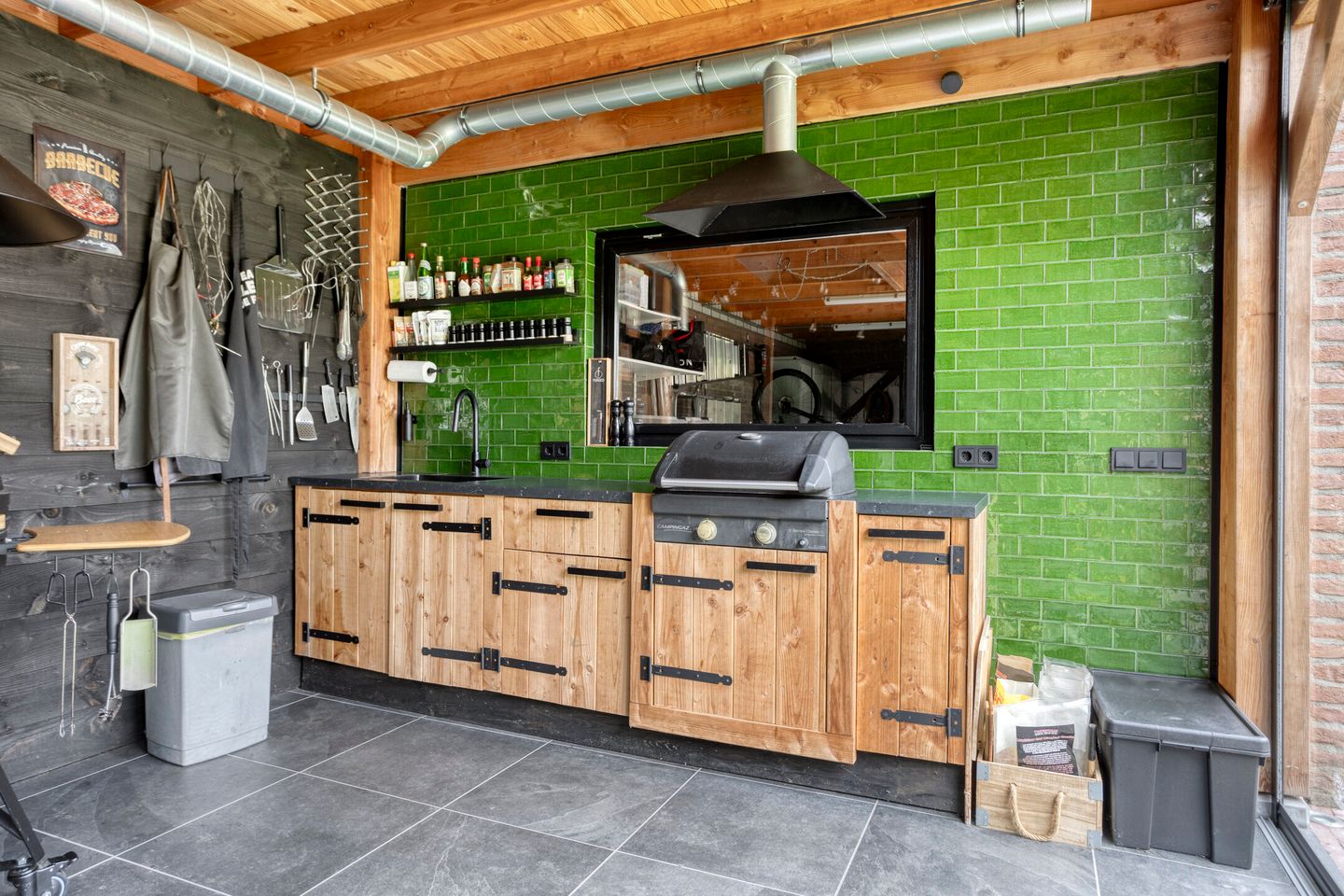 Photo 35 of Katsestraat 26