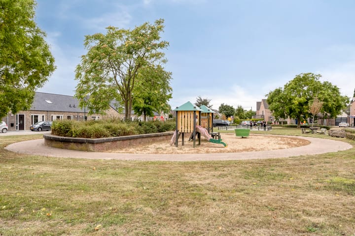 Photo 54 of Katsestraat 26