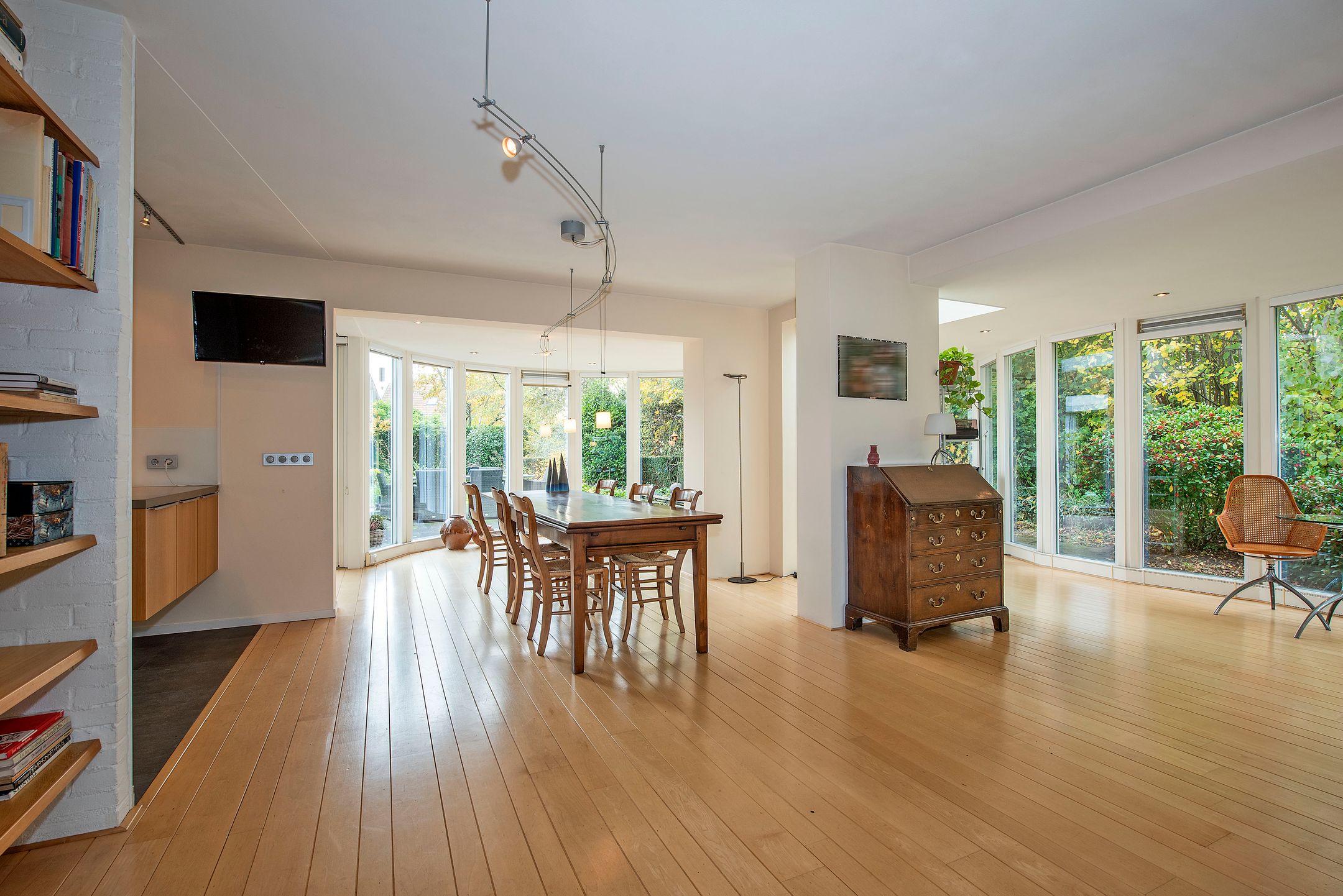 Photo 15 of Bernhardstraat 33
