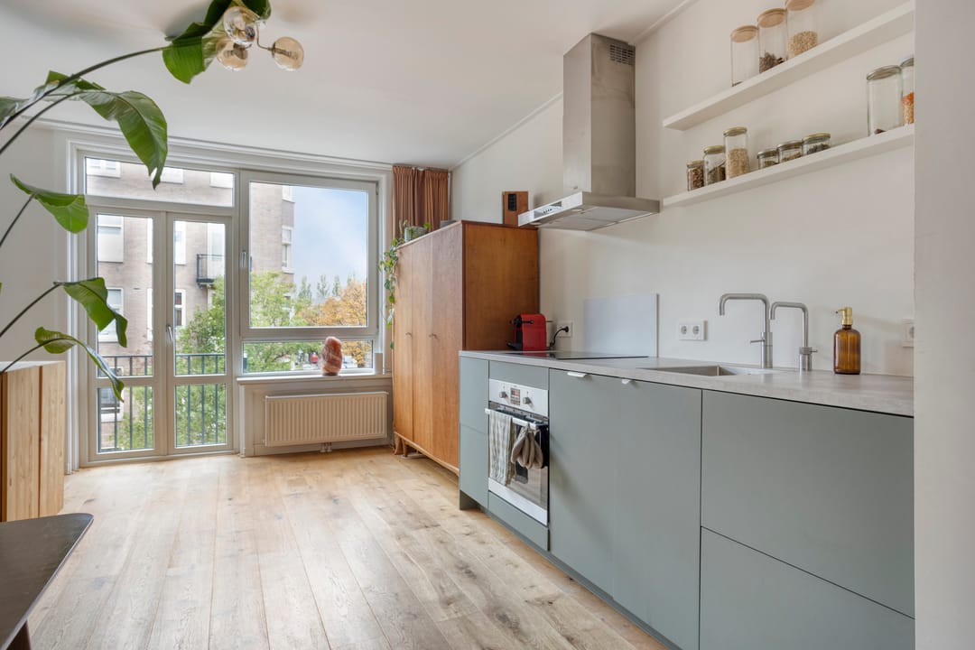 Foto 8 van Moerdijkstraat 1-2