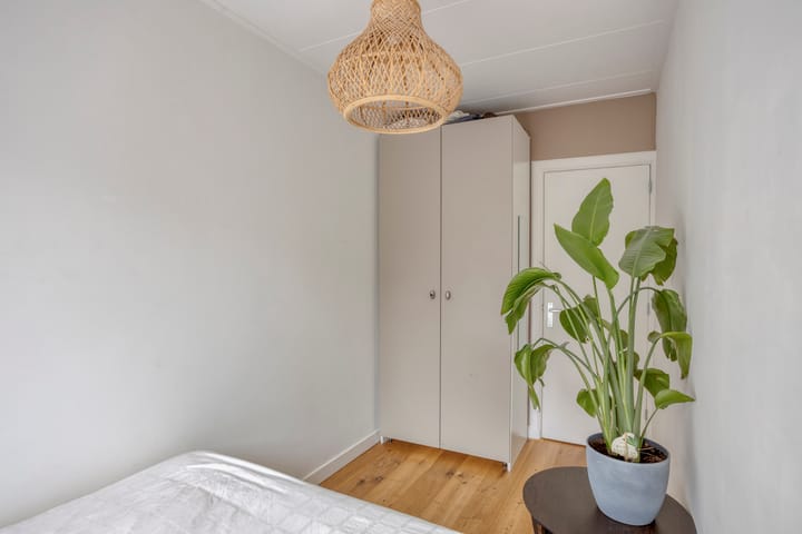 Foto 20 van Moerdijkstraat 1-2