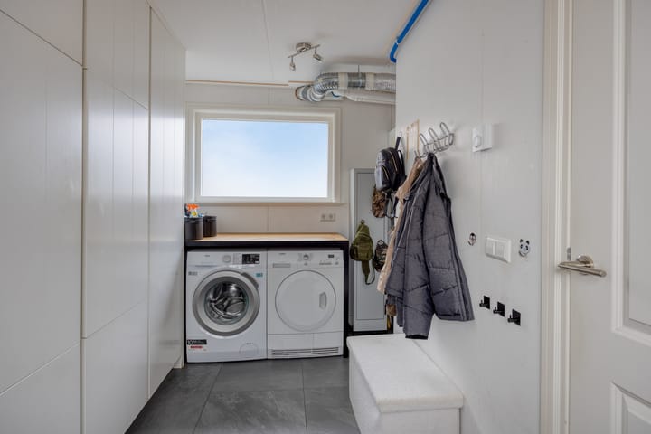 Photo 22 of Molenwal 14