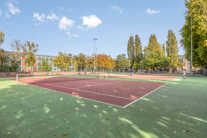 Foto 33 van Moerdijkstraat 1-2