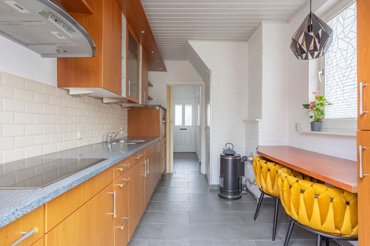 Photo 8 of Buijsroggestraat 11