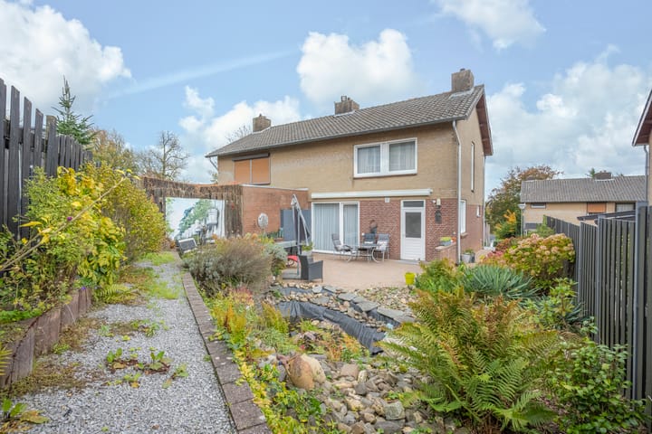 Photo 23 of Buijsroggestraat 11