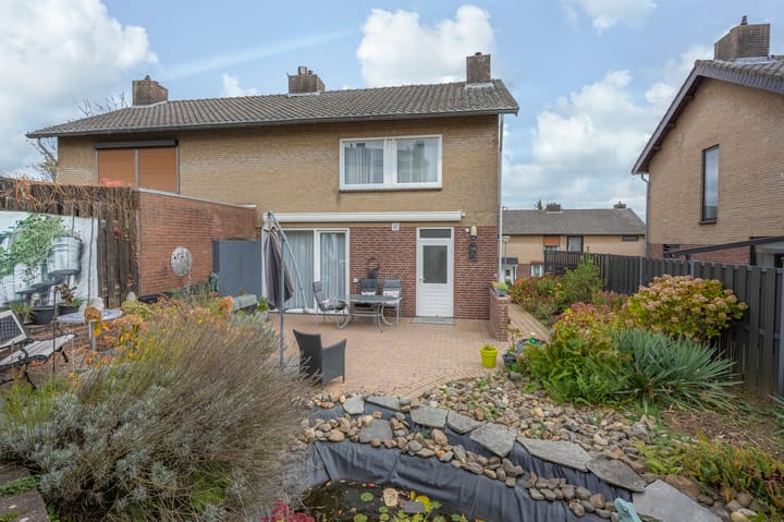 Photo 22 of Buijsroggestraat 11