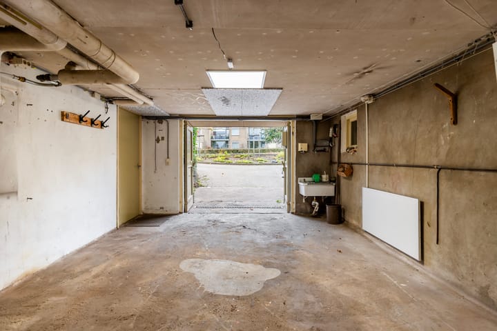 Photo 42 of Loenenseweg 18