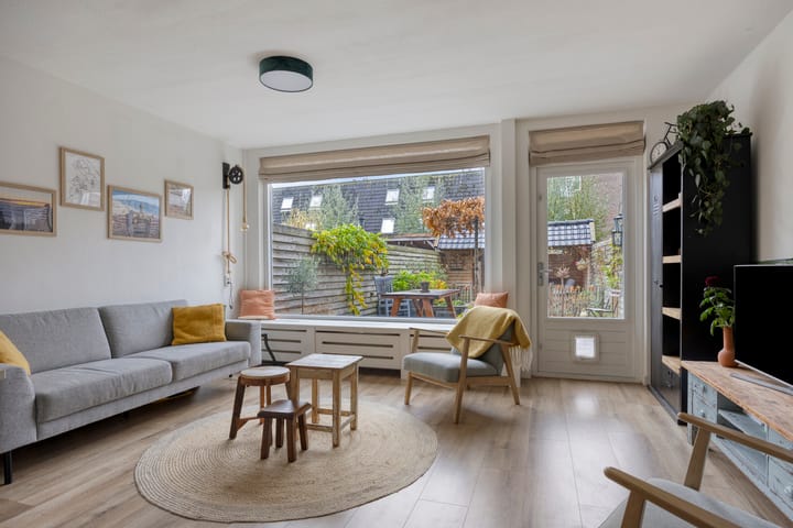 Photo 4 of Hoefbladmeen 25