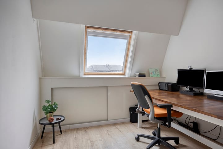 Foto 28 van Hoefbladmeen 25