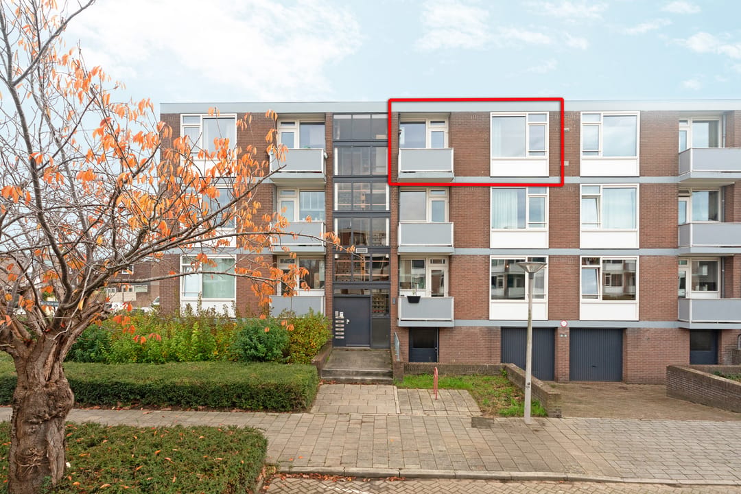 Foto 1 van Domela Nieuwenhuisstraat 7
