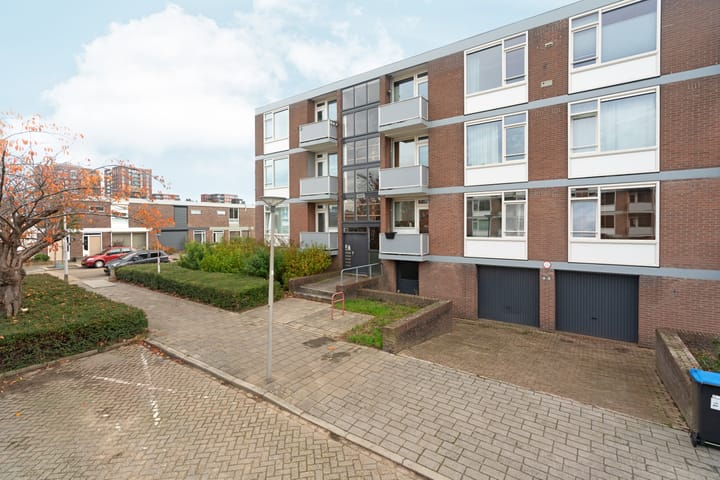 Foto 3 van Domela Nieuwenhuisstraat 7