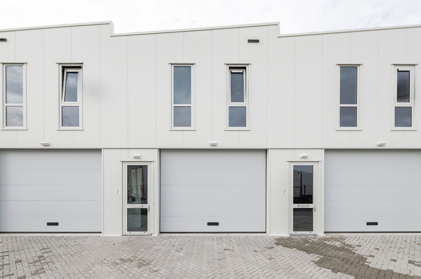 Bekijk foto 1 van De Iepenwei 2-p