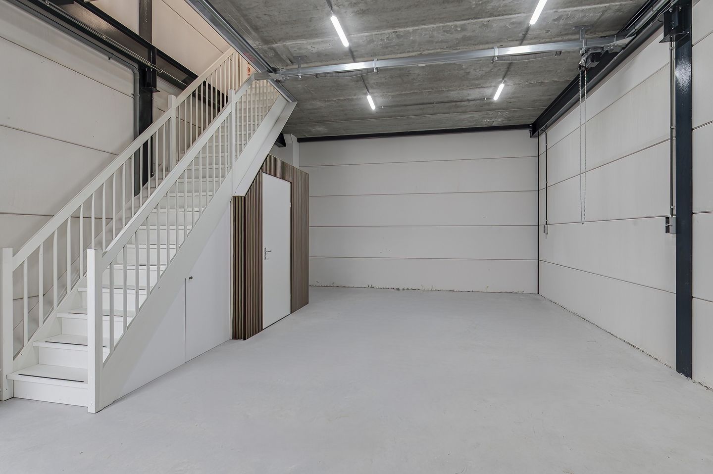 Bekijk foto 2 van De Iepenwei 2-p