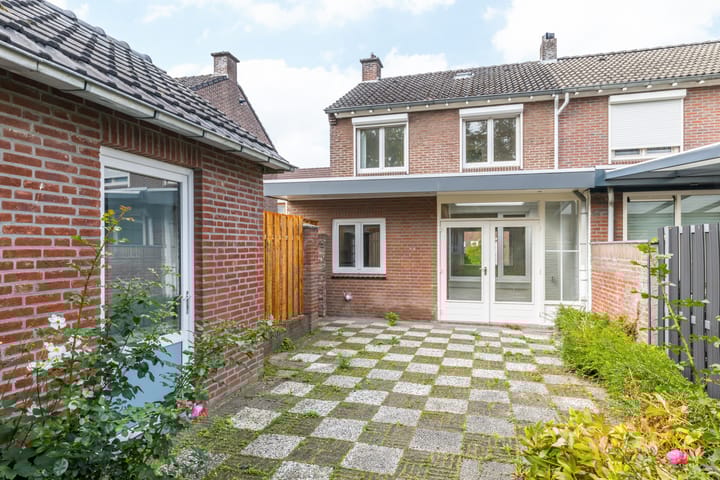 Photo 14 of Jeustraat 18