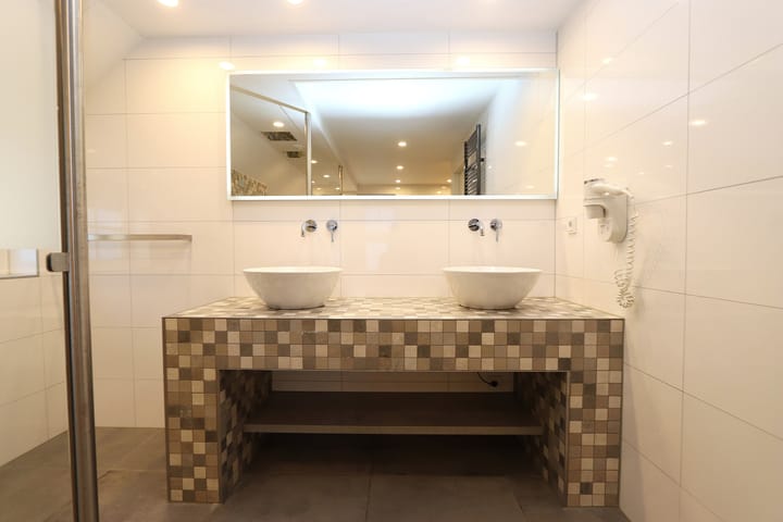 Foto 12 van Tunnelweg 7-155