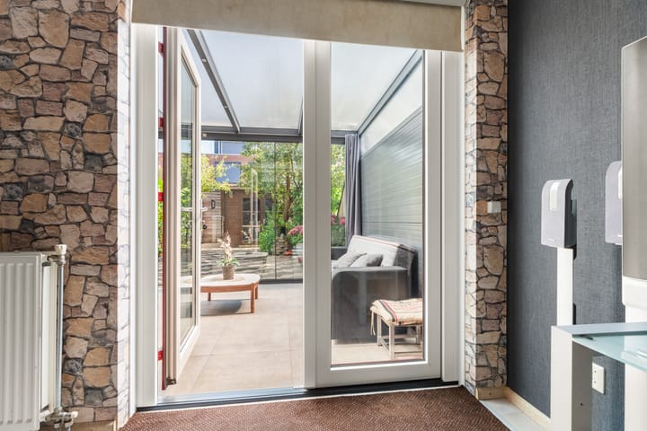 Photo 3 of Leonard Springerlaan 212