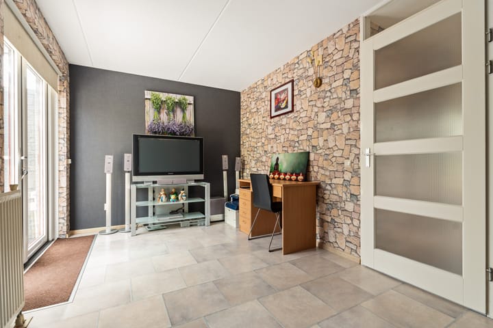 Photo 7 of Leonard Springerlaan 212