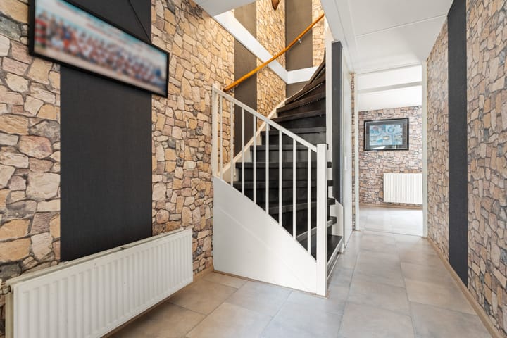 Photo 8 of Leonard Springerlaan 212