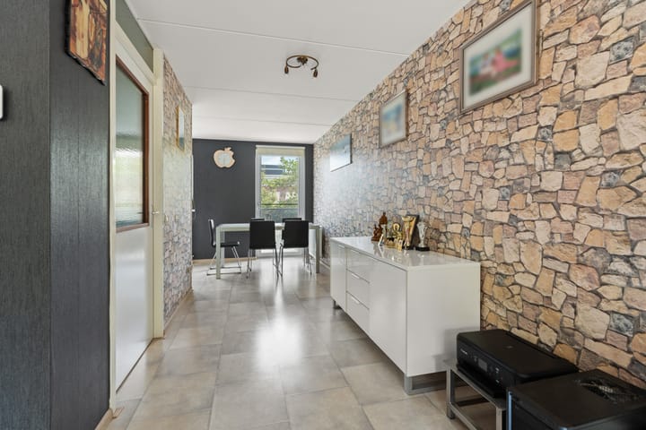 Photo 11 of Leonard Springerlaan 212