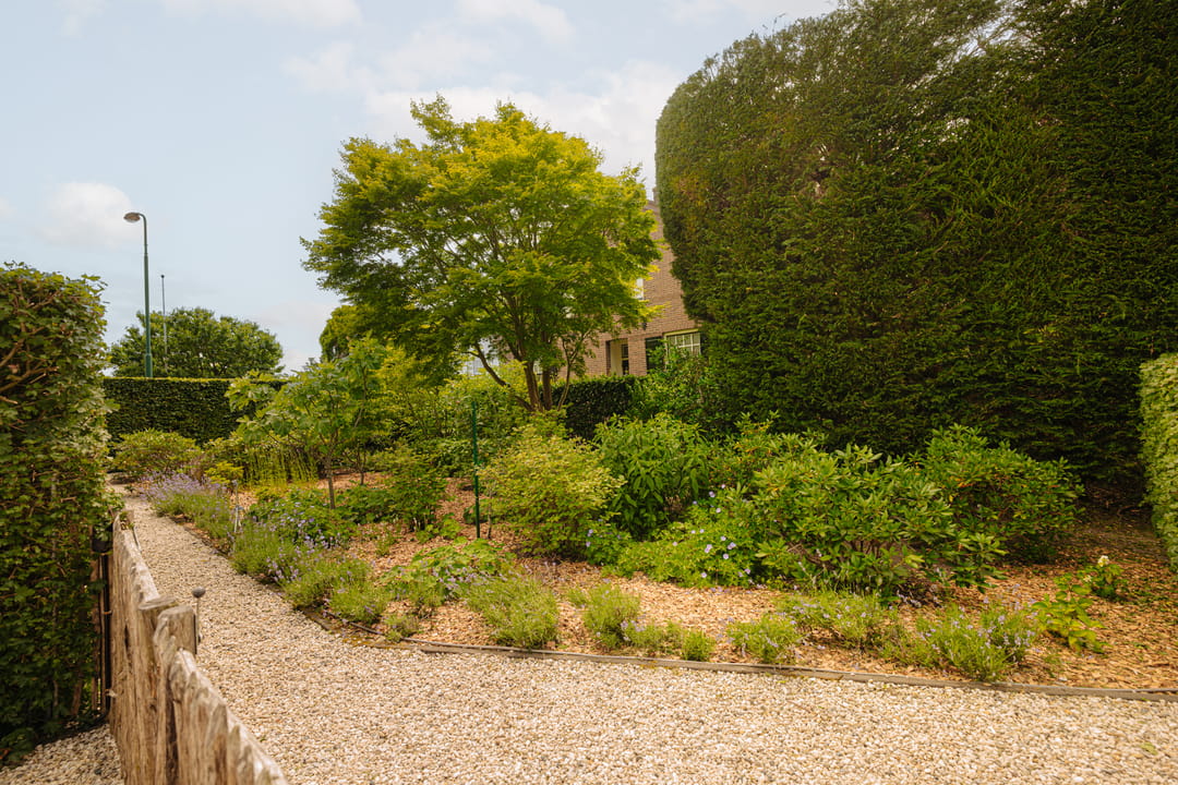 Foto 76 van Nieuw-Loosdrechtsedijk 168