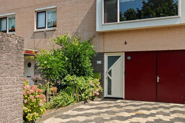 Photo 30 of Leonard Springerlaan 212