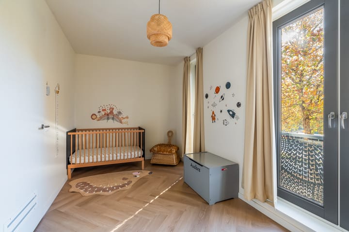 Foto 19 van Oranjeboomstraat 18-B