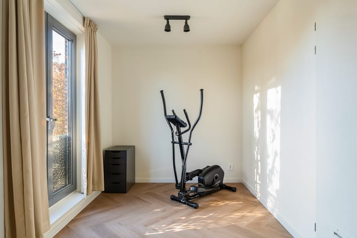 Foto 28 van Oranjeboomstraat 18-B