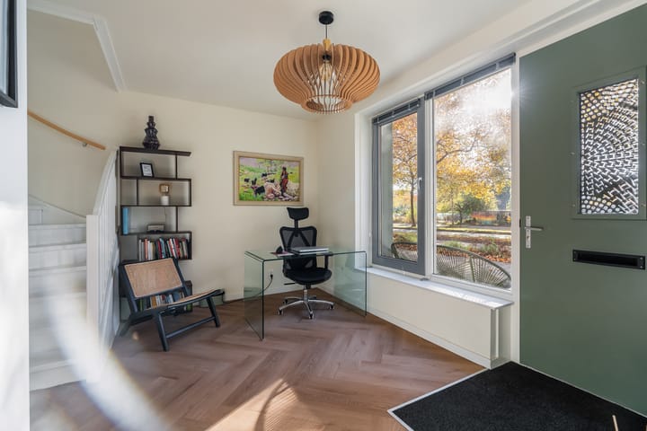 Foto 35 van Oranjeboomstraat 18-B